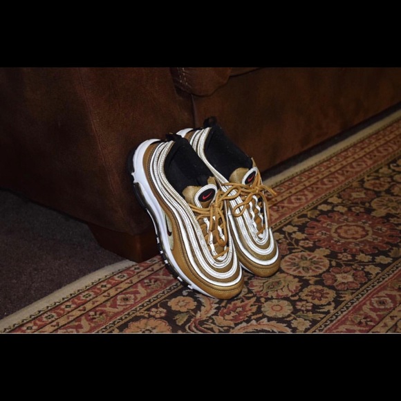 ❗️SOLD❗️ - Picture 4 of 6